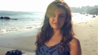 Rebecca Black : Sing it, son clip come-back 100% playa !