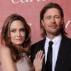 Brad Pitt et sa future épouse Angelina Jolie