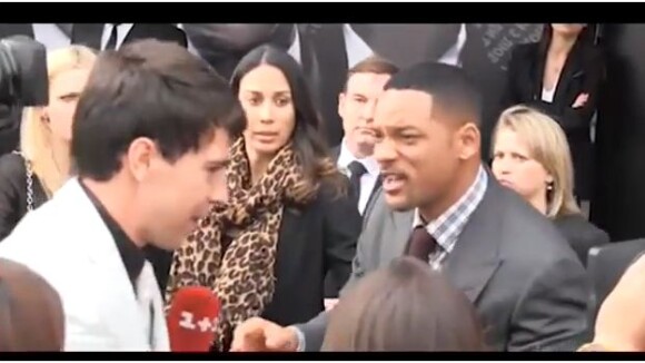 Will Smith perd ses nerfs : une claque à un journaliste (VIDEO)