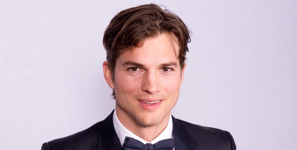 Ashton Kutcher très proche de la belle de Black Swan