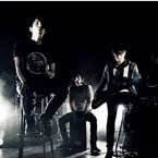 Eskemo : Dans ses rêves, le clip de la version acoustique