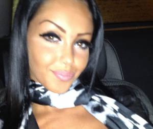 Les Internautes accusent Nabilla d'avoir abusé du bistouri