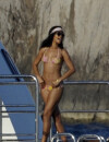 Rihanna toujours aussi canon pendant ses vacances !