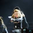 Madonna flinguée par les internautes