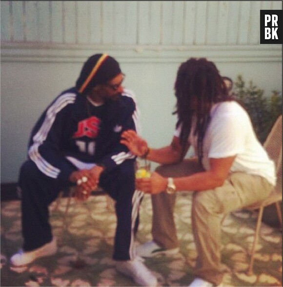 Snoop Lion prend son rôle de Rastafari très à coeur