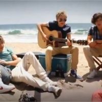 One Direction : leur cover de Wonderwall en mode playa ! (VIDEO)
