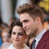 Robert Pattinson aime savoir ce qui se dit sur son histoire avec Kristen Stewart