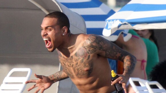 Chris Brown et Drake : leur baston ? Finalement pas pour Rihanna !