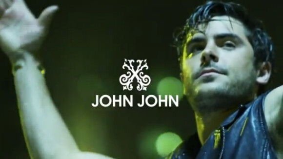 Zac Efron : méga hot pour la campagne de pub John John Denim ! (VIDEO)