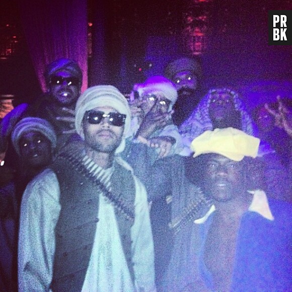 Chris Brown, déguisé en terroriste à la soirée Halloween de Rihanna