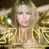 Britney Spears : sexy et envoûtante pour la sortie de Fantasy Twist ! (VIDEO)