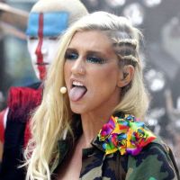 Kesha : super sexy pour un show explosif à New York (PHOTOS)