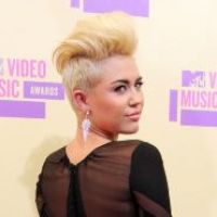 Miley Cyrus : un cadeau très cochon pour son anniversaire ! Merci la PETA !