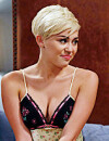 Miley Cyrus, très sexy dans Mon Oncle Charlie