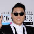 Psy : Il entraine tout le monde sur son Gangnam Style