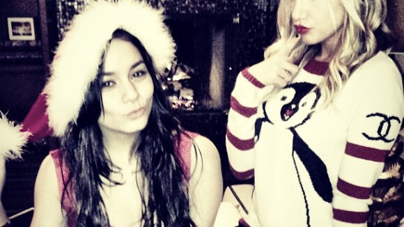 Vanessa Hudgens et Ashley Tisdale : ultra sexy pour fêter Noël !