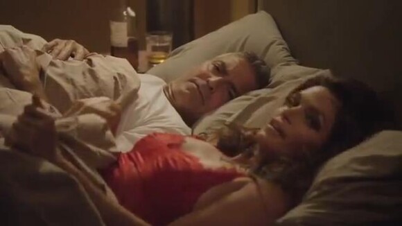 George Clooney et Cindy Crawford dans le même lit : merci l'alcool !