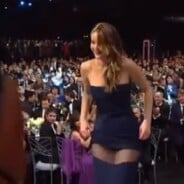 Jennifer Lawrence perd sa robe aux SAG Awards !