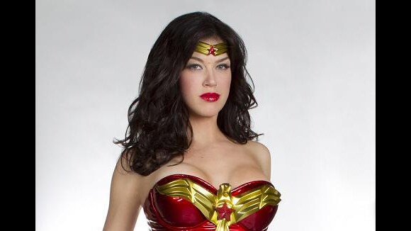 CW : le pilote sur Wonder Woman repoussé à l'an prochain