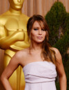 Jennifer Lawrence dans sa robe un peu trop bouffante