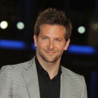 Bradley Cooper : Jennifer Lawrence lui arrange des coups