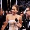Jennifer Lawrence essaie de lui arranger des coups