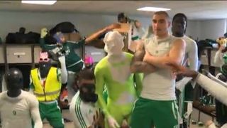 Harlem Shake de l'ASSE : Brandao et Jérémy Clément possédés dans les vestiaires