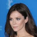 Anna Friel : des photos porno envoyées à son père avant le Vatican