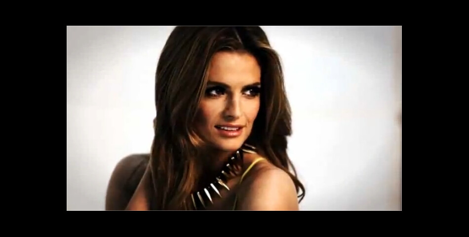 Stana Katic toujours glamour