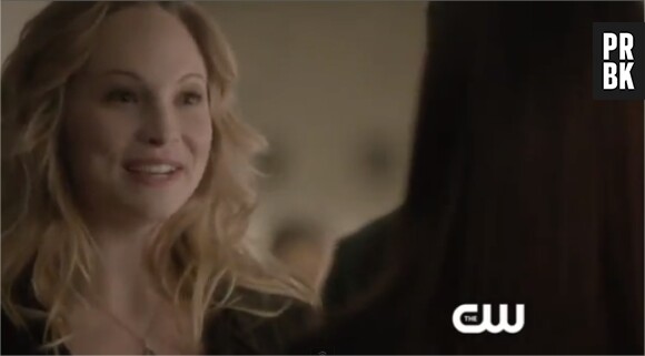 Caroline prête à aider Elena dans Vampire Diaries