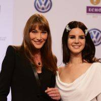 Carla Bruni : fou rire avec Lana Del Rey quand Nicolas Sarkozy est mis en examen