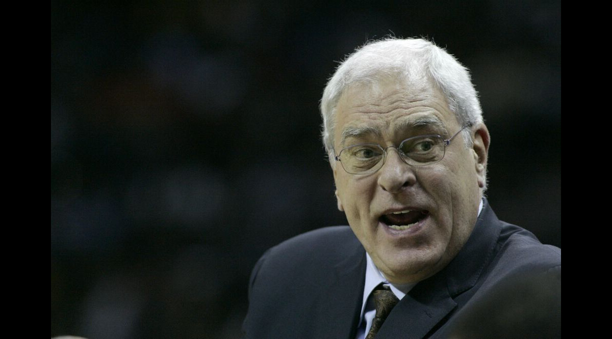 Jackson Philion Photo : Phil Jackson faire rire les Twittos avec son premier tweet ...