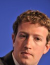 Mark Zuckerberg présente Facebook Home dans une publicité
