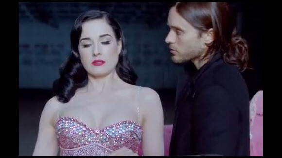 30 Seconds To Mars : Up In The Air, le clip épileptique avec Dita Von Teese