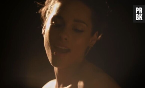 Alicia Keys toujours aussi magnifique dans le clip New Day