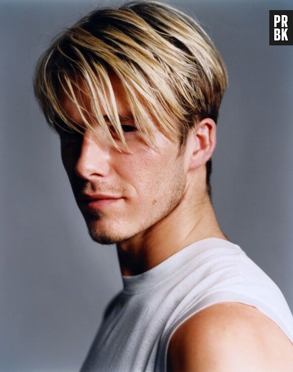 David Beckham en 2001, mèche platine de boysband