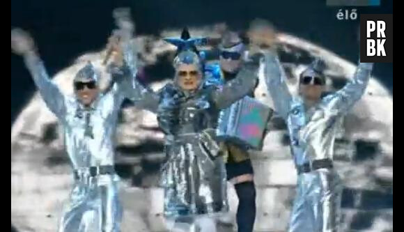 Verka Seduchka avec Dancing Lasha Tumbai (Ukraine, 2007)