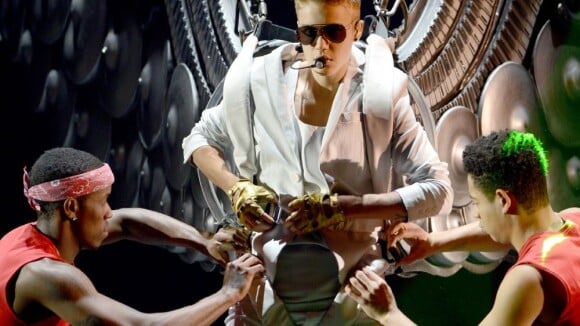 Justin Bieber menace ses invités : ils suivent les règles ou seront attaqués pour 5 millions