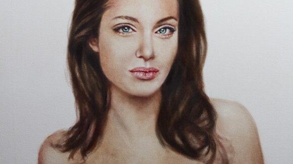 Angelina Jolie : après sa mastectomie, un portrait choc mis aux enchères