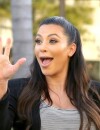 Kim Kardashian fait une drôle de tête à Los Angeles