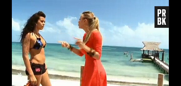 Nicole franche avec Shanna dans Les Marseillais à Cancun