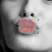 Burberry Kisses : une appli pour envoyer des baisers à son amoureux