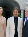 Joe Mantegna entouré du Prince Albert et de Charlene Wittstock pendant le Festival de télévision de Monte Carlo 2013