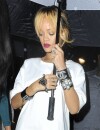 Rihanna, pas franchement classe à Londres le samedi 15 juin 2013