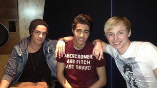 Destan : Les One Direction ? "Ce sont des exemples pour nous" (INTERVIEW)