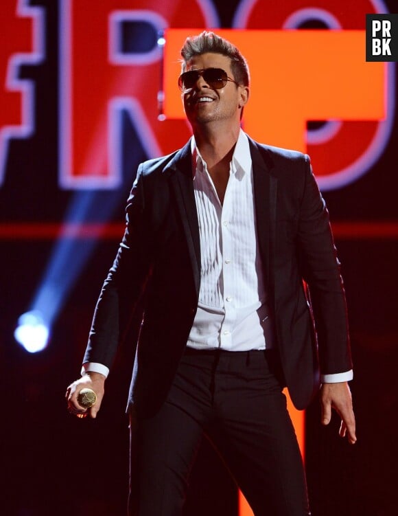 Robin Thicke aux BET Awards 2013