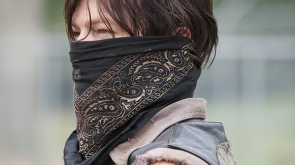 The Walking Dead saison 4 : Daryl toujours plus badass sur une nouvelle photo (SPOILER)