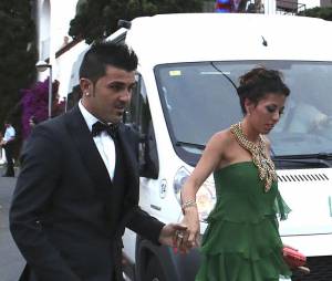 David Villa et sa compagne arrivent au mariage de Xavi, le 13 juillet 2013 en Catalogne
