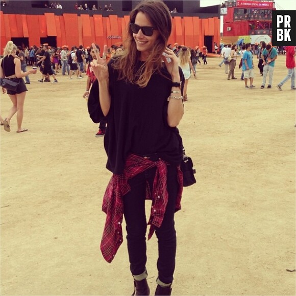 Zina Charkoplia, nouvelle copine de Jamie Campbell Bower ?