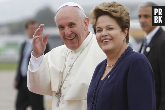 Le Pape François et la présidente brésilienne Dilma Rousseff